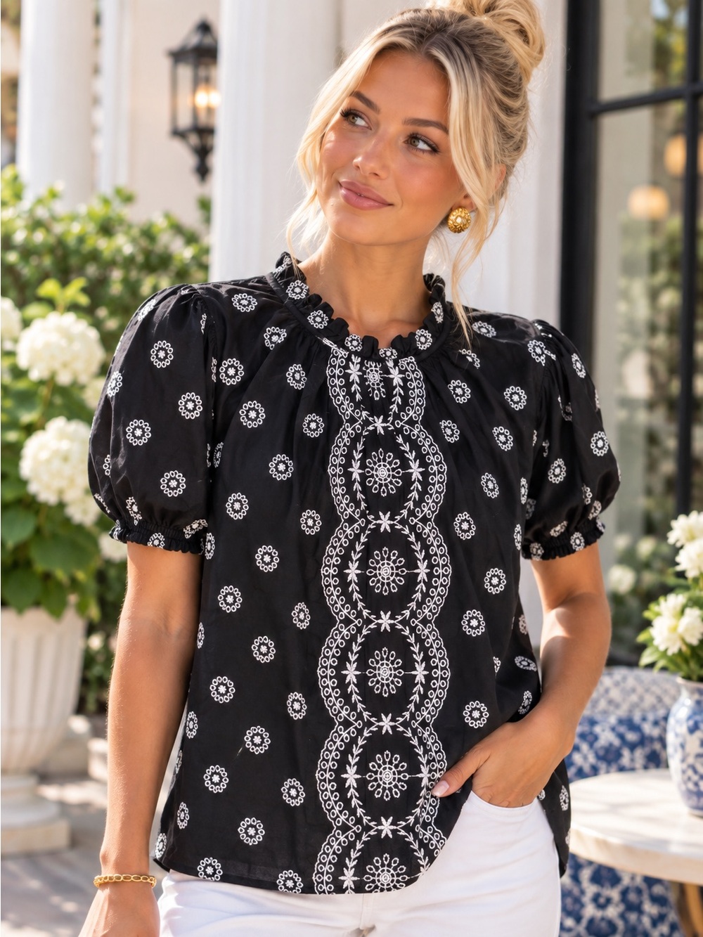 LOFT Embroidered Peasant Blouse L Black White Boho Floral Eyelet 100% Cotton EUC